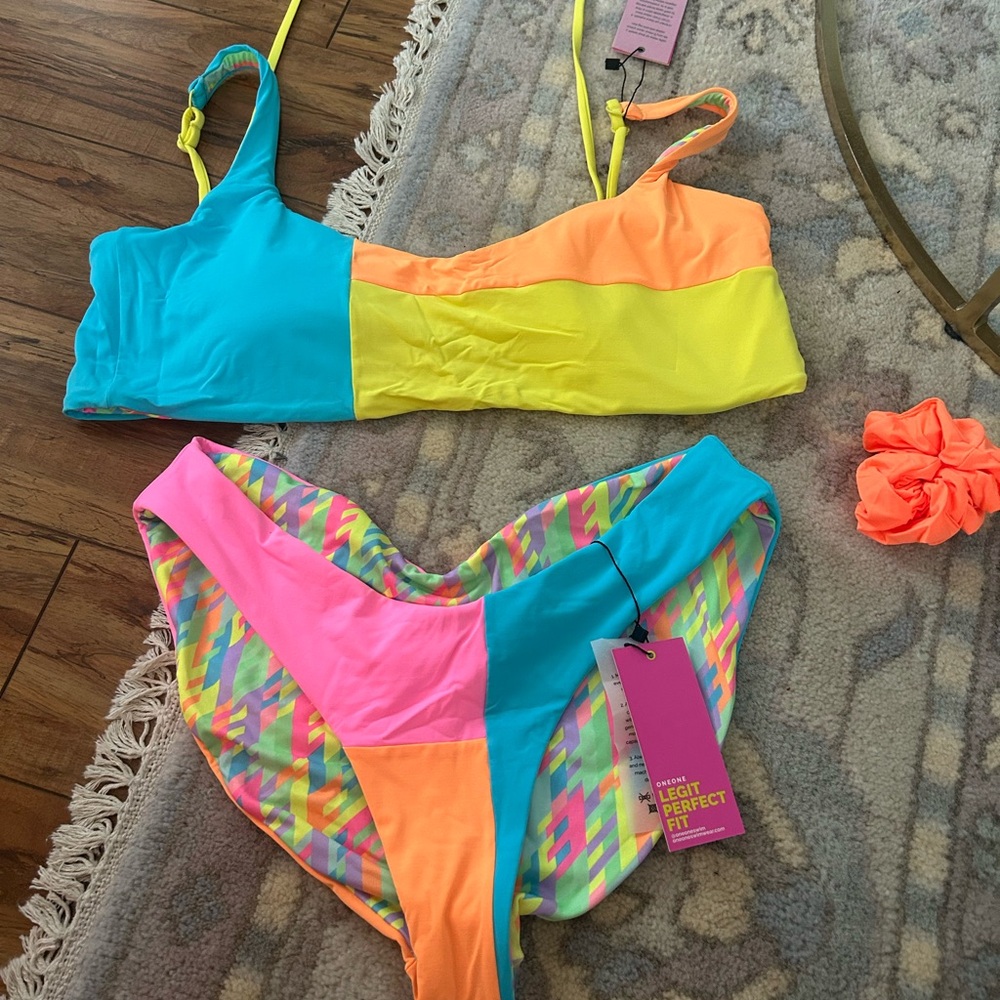 Colorful Women's Bikini Set